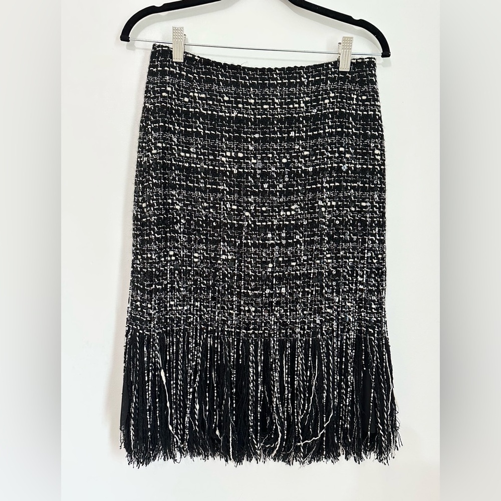Lafayette 148 New York fringe tweed beaded skirt midi size 4 luxury couture